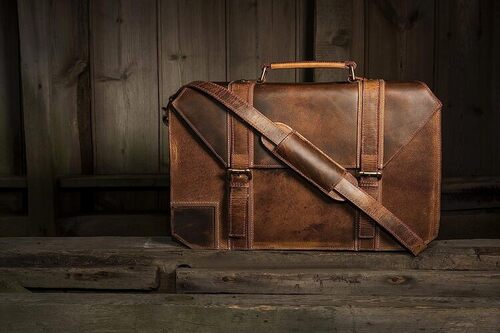 بهترین کیف لپ تاپ چرمی 5 کیف دیپلمات لپ تاپ