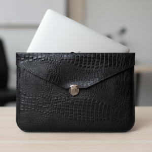 کاور مک بوک پرو 15 اینچ کروکو مشکی